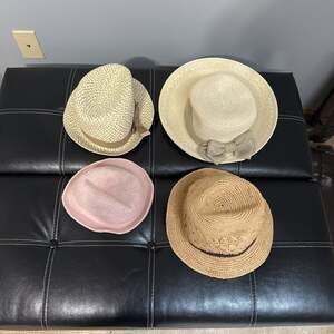Womens-Hats-4-Various-Brands‎